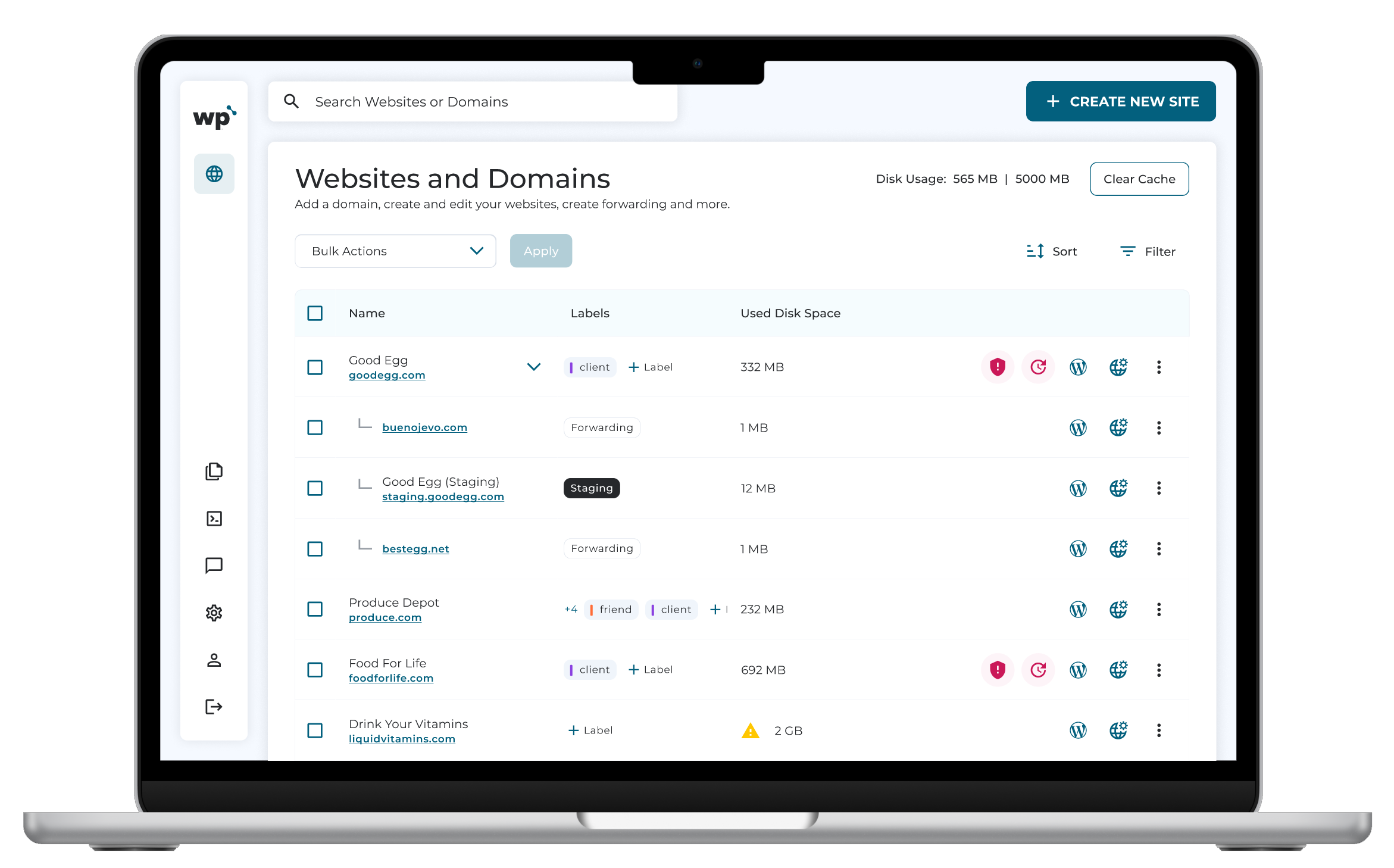 WP Squared Websites and Domains list with labels, disk usage, and site management
